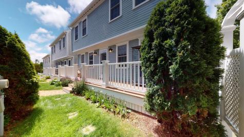 16 Harry Kemp Way Provincetown MA 02657