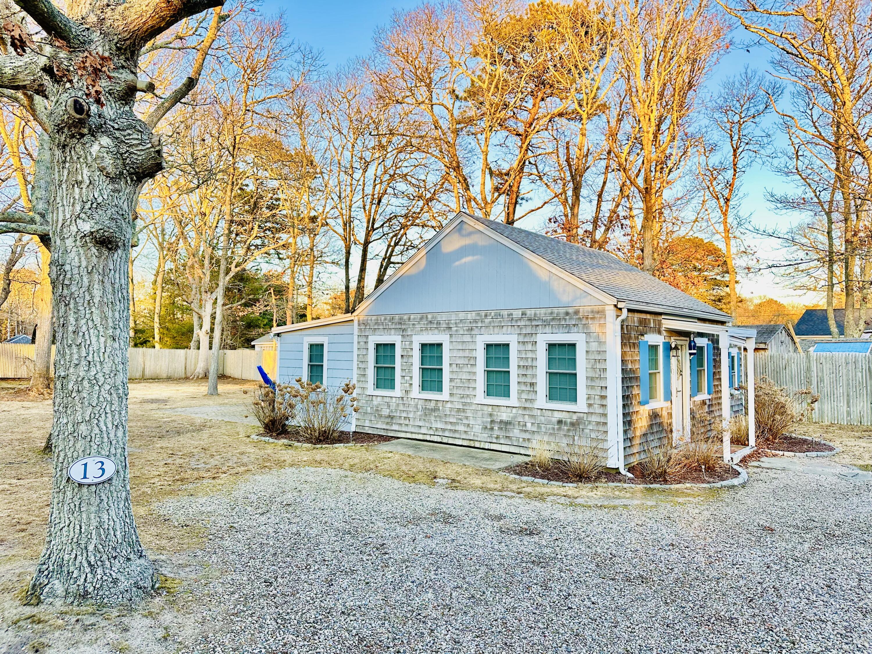 90 Seaview Avenue Yarmouth MA 02664