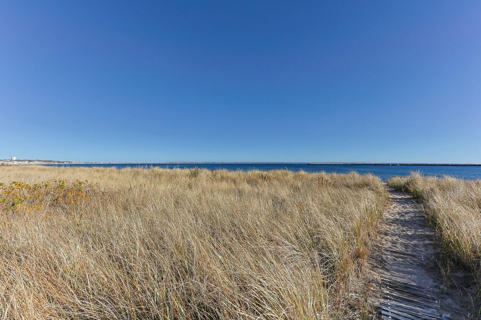 405 Commercial Street Provincetown MA 02657