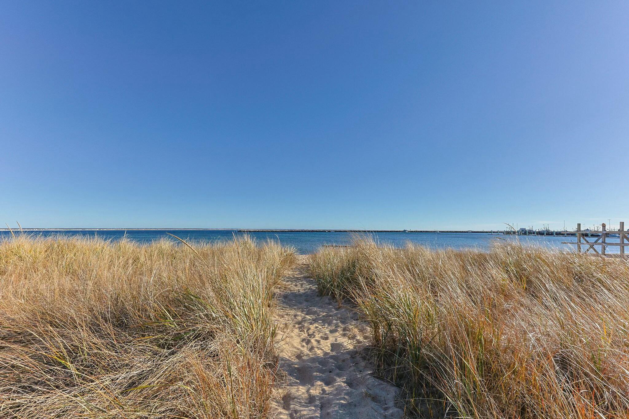 405 Commercial Street Provincetown MA 02657