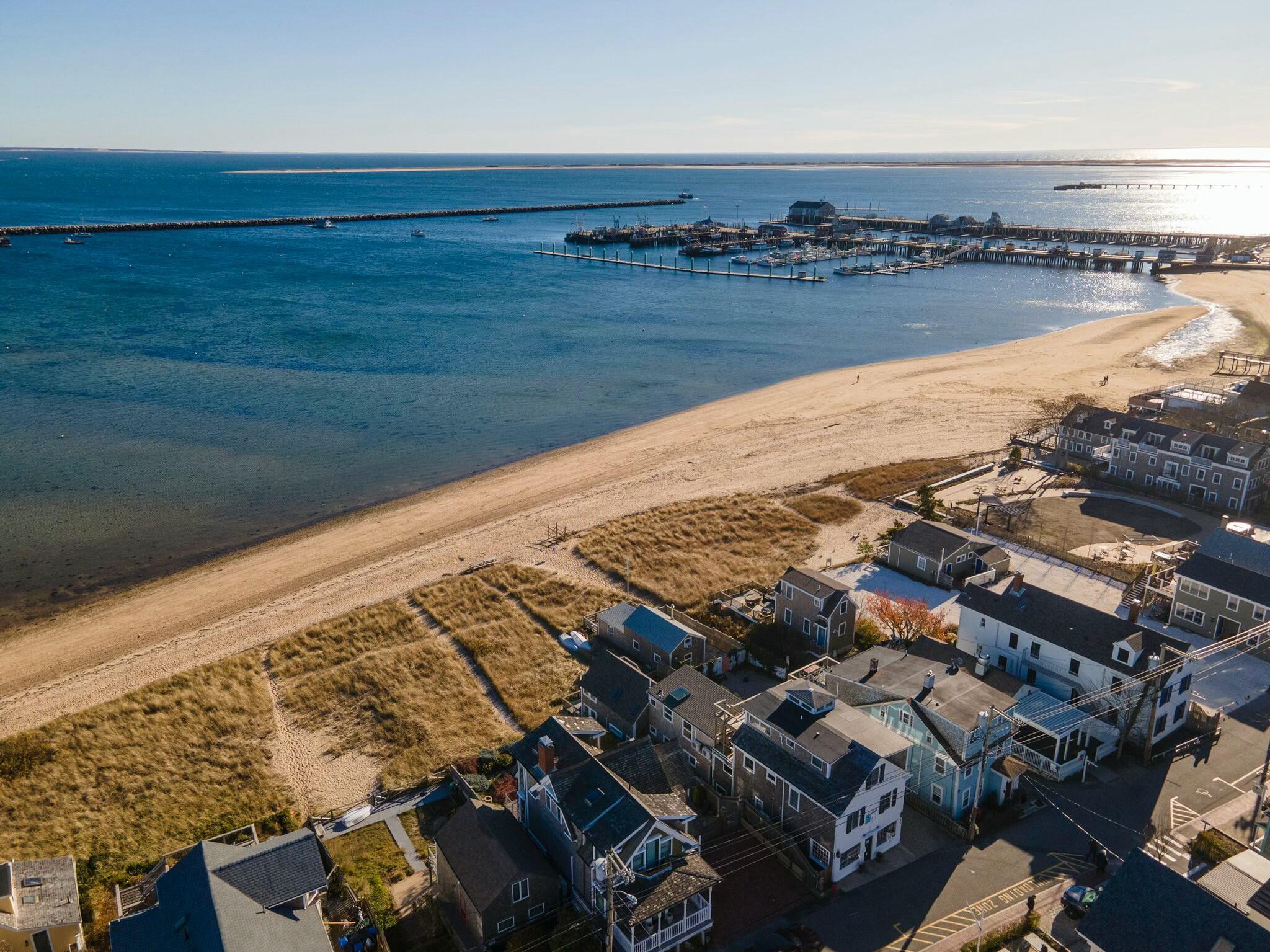 405 Commercial Street Provincetown MA 02657