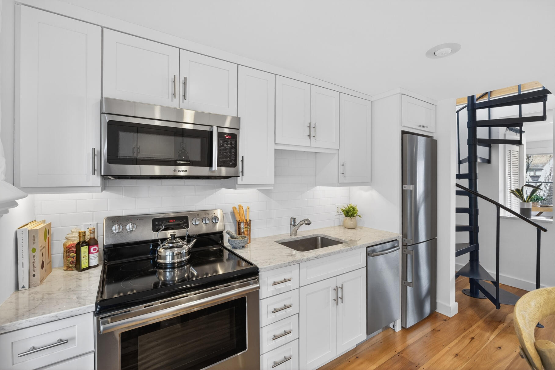 45 Commercial Street Provincetown MA 02657