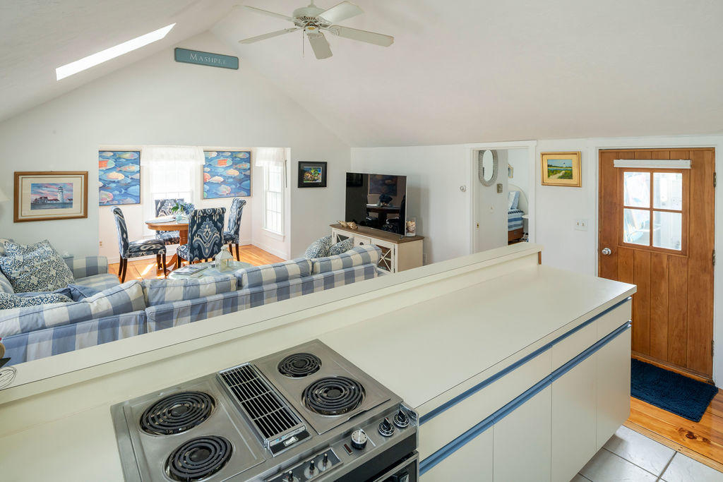 12 Vineyard View Lane Mashpee MA 02649