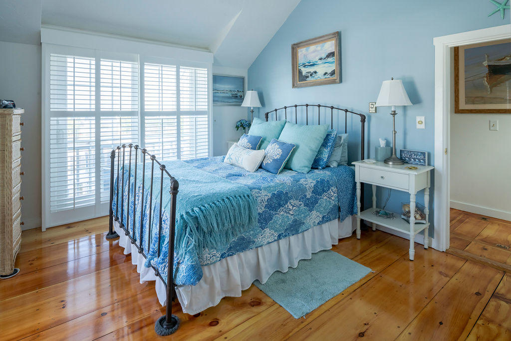 12 Vineyard View Lane Mashpee MA 02649