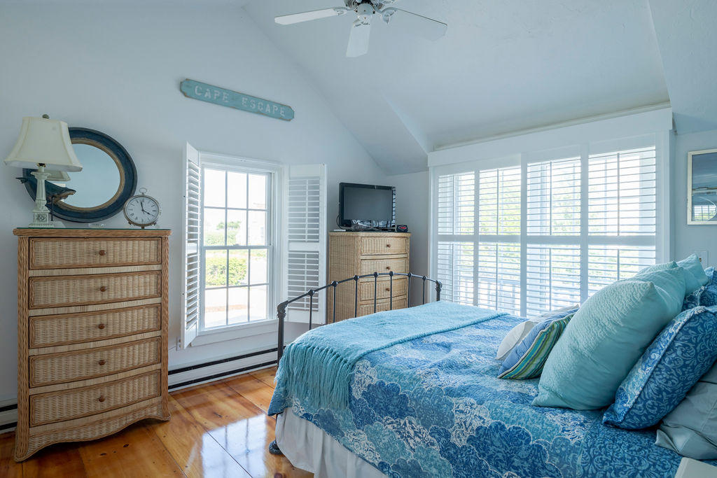 12 Vineyard View Lane Mashpee MA 02649