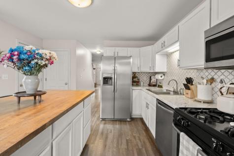 15 Carver Square Boulevard Carver MA 02330
