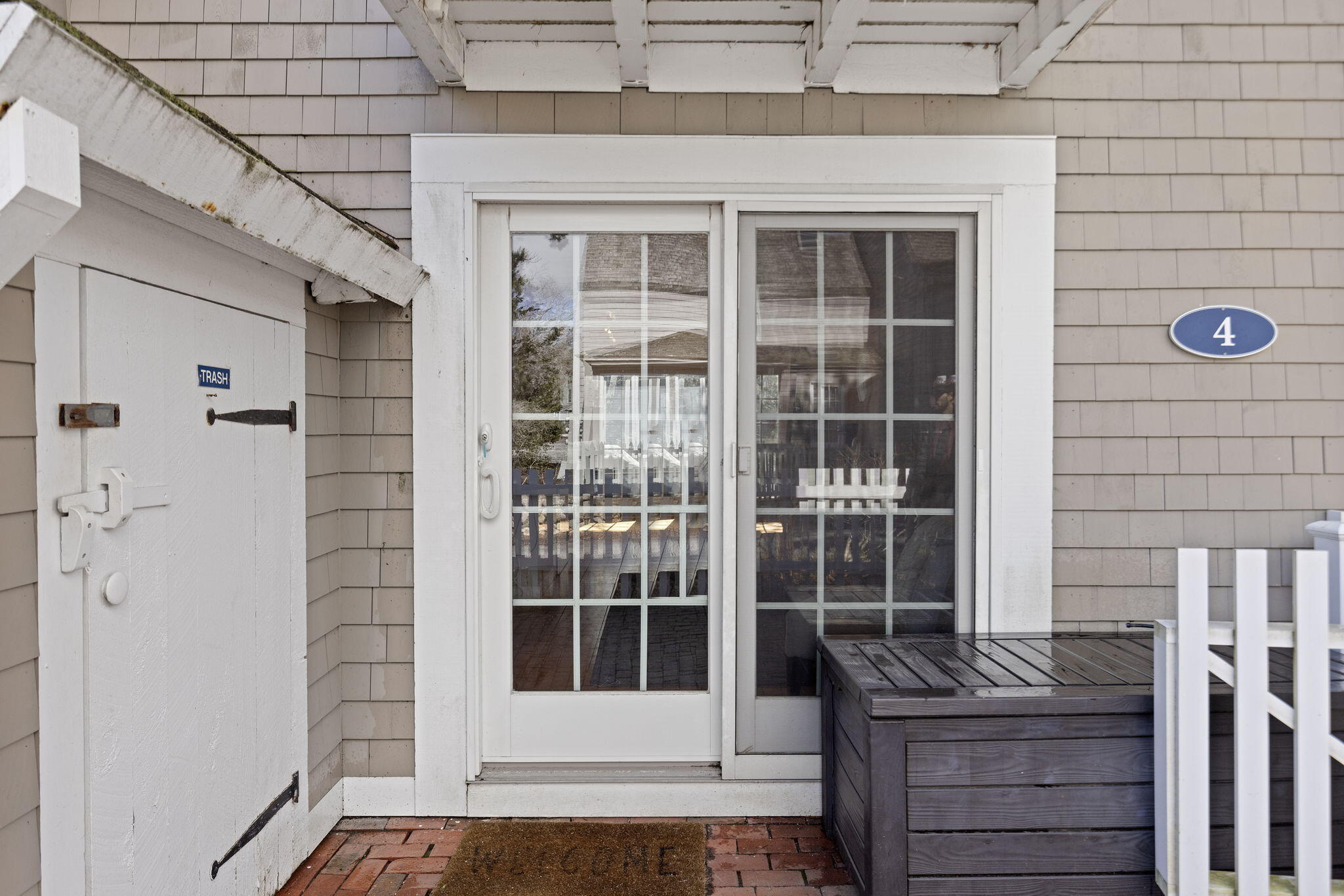 4 Hyannis Point Road Mashpee MA 02649