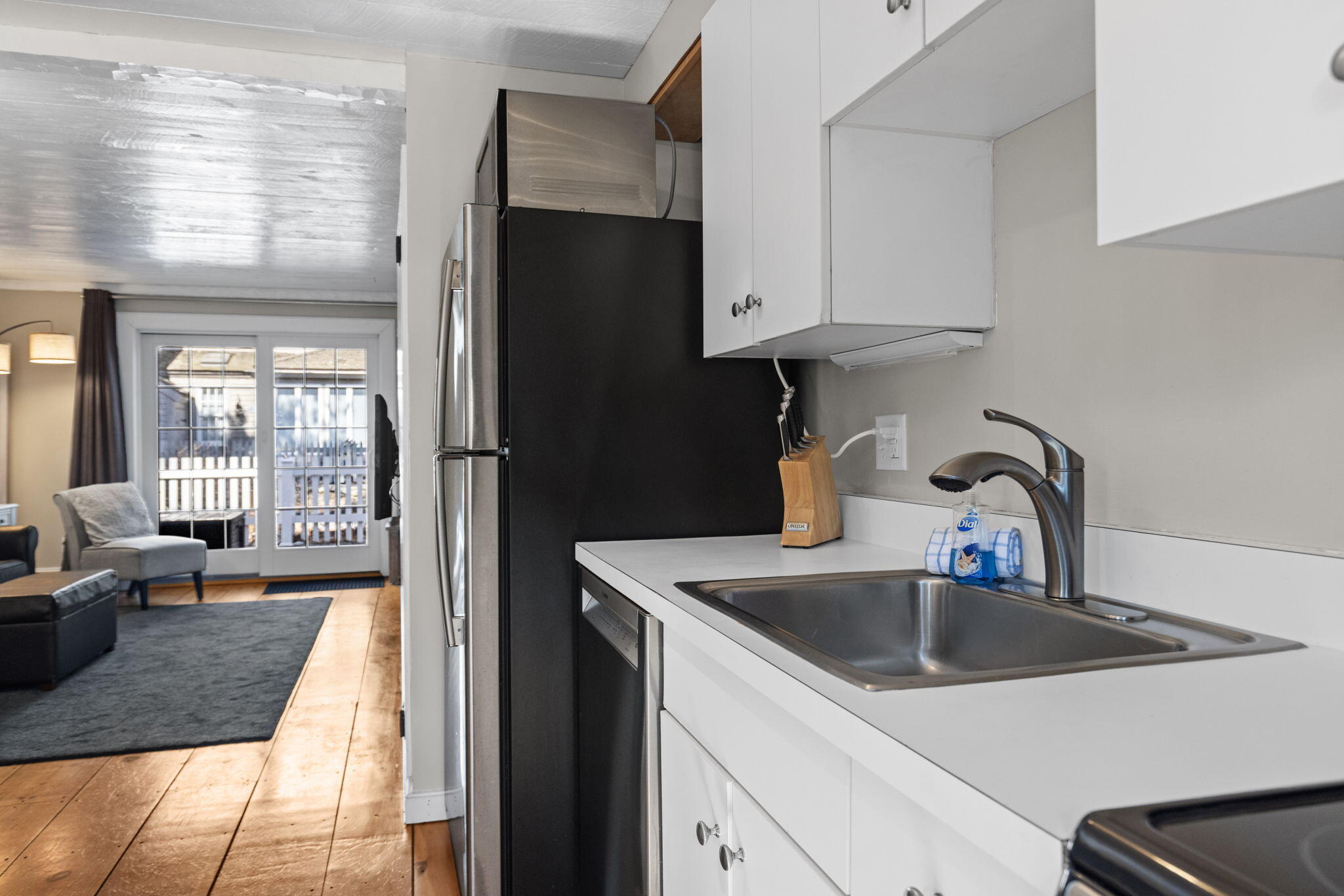 4 Hyannis Point Road Mashpee MA 02649