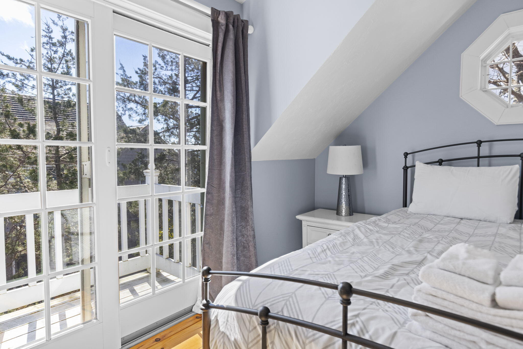 4 Hyannis Point Road Mashpee MA 02649