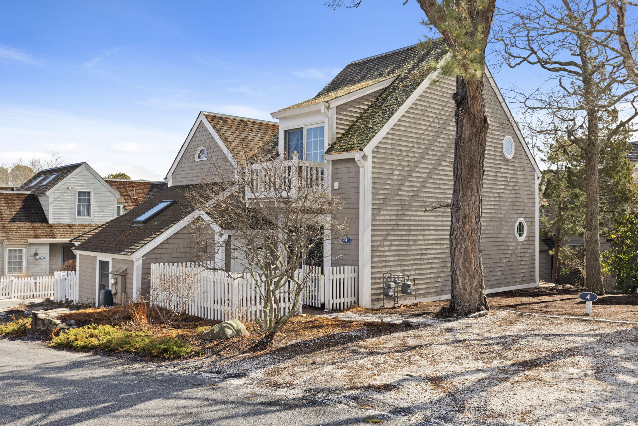4 Hyannis Point Road Mashpee MA 02649