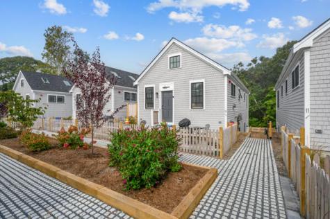 286a Bradford Street Provincetown MA 02657