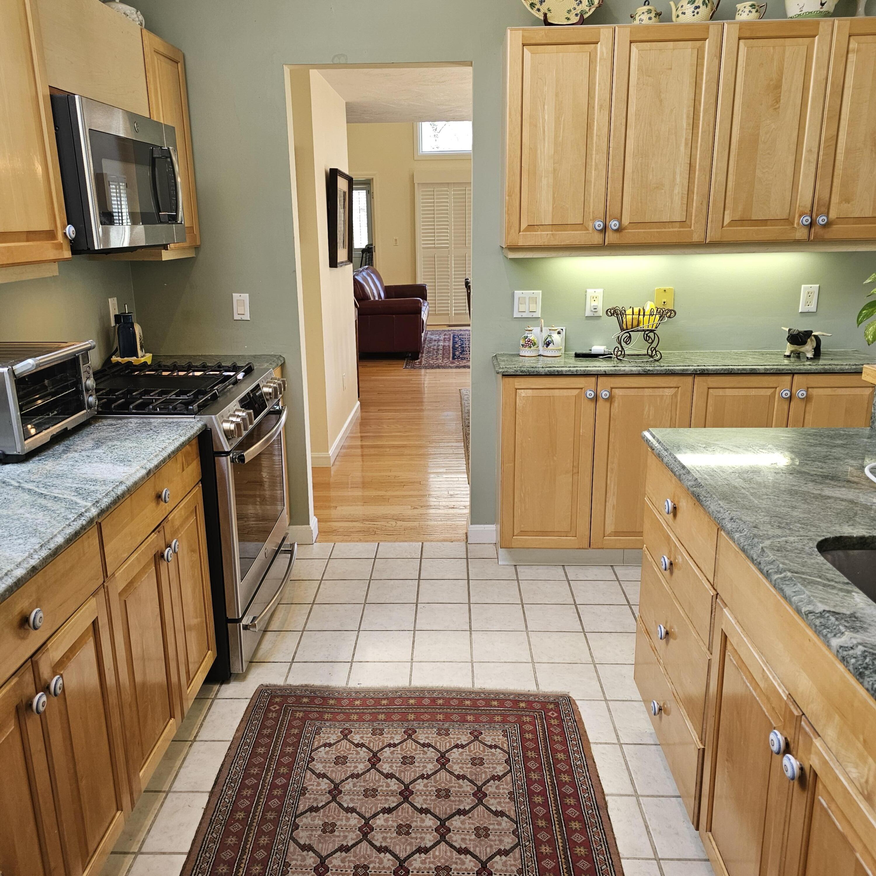 14 Forest Gate Village Yarmouth MA 02675
