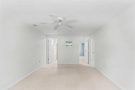 7 Par Three Court Mashpee MA 02649
