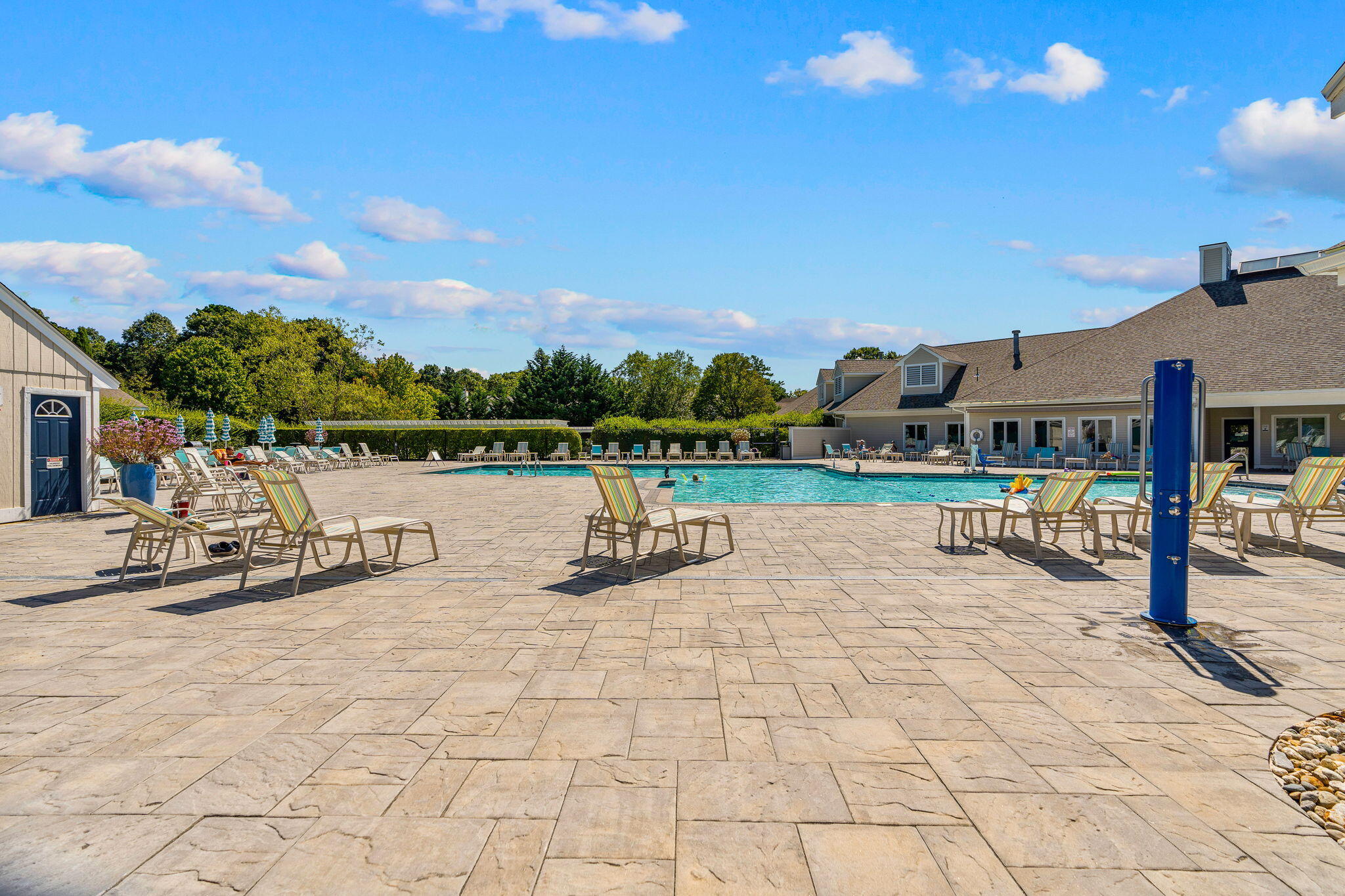 7 Par Three Court Mashpee MA 02649