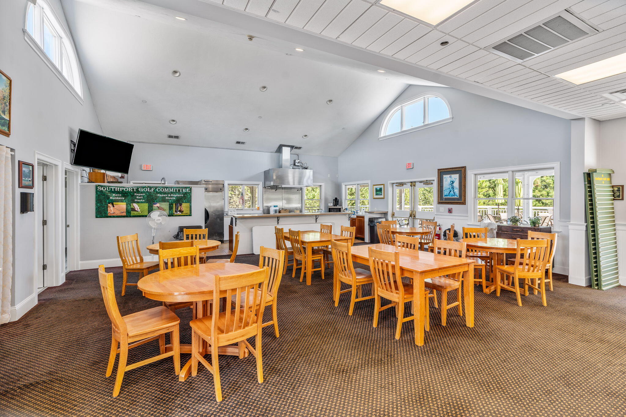 7 Par Three Court Mashpee MA 02649