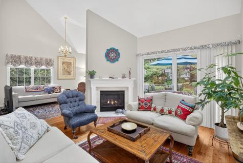 30 Windsor Point Mashpee MA 02649