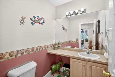 30 Windsor Point Mashpee MA 02649