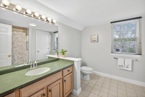30 Windsor Point Mashpee MA 02649