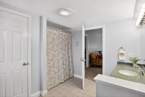 30 Windsor Point Mashpee MA 02649