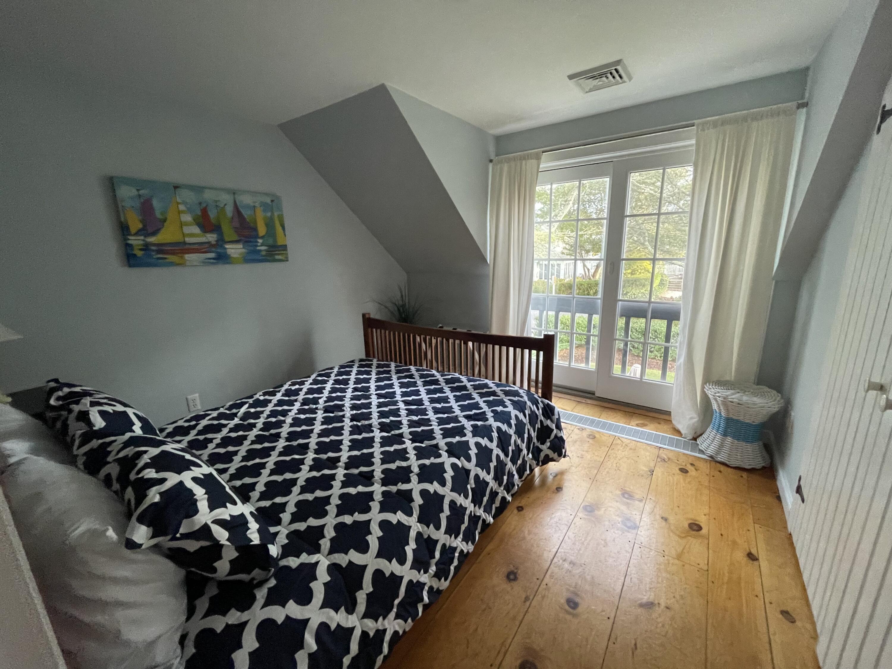 4 Colemans Way Mashpee MA 02649