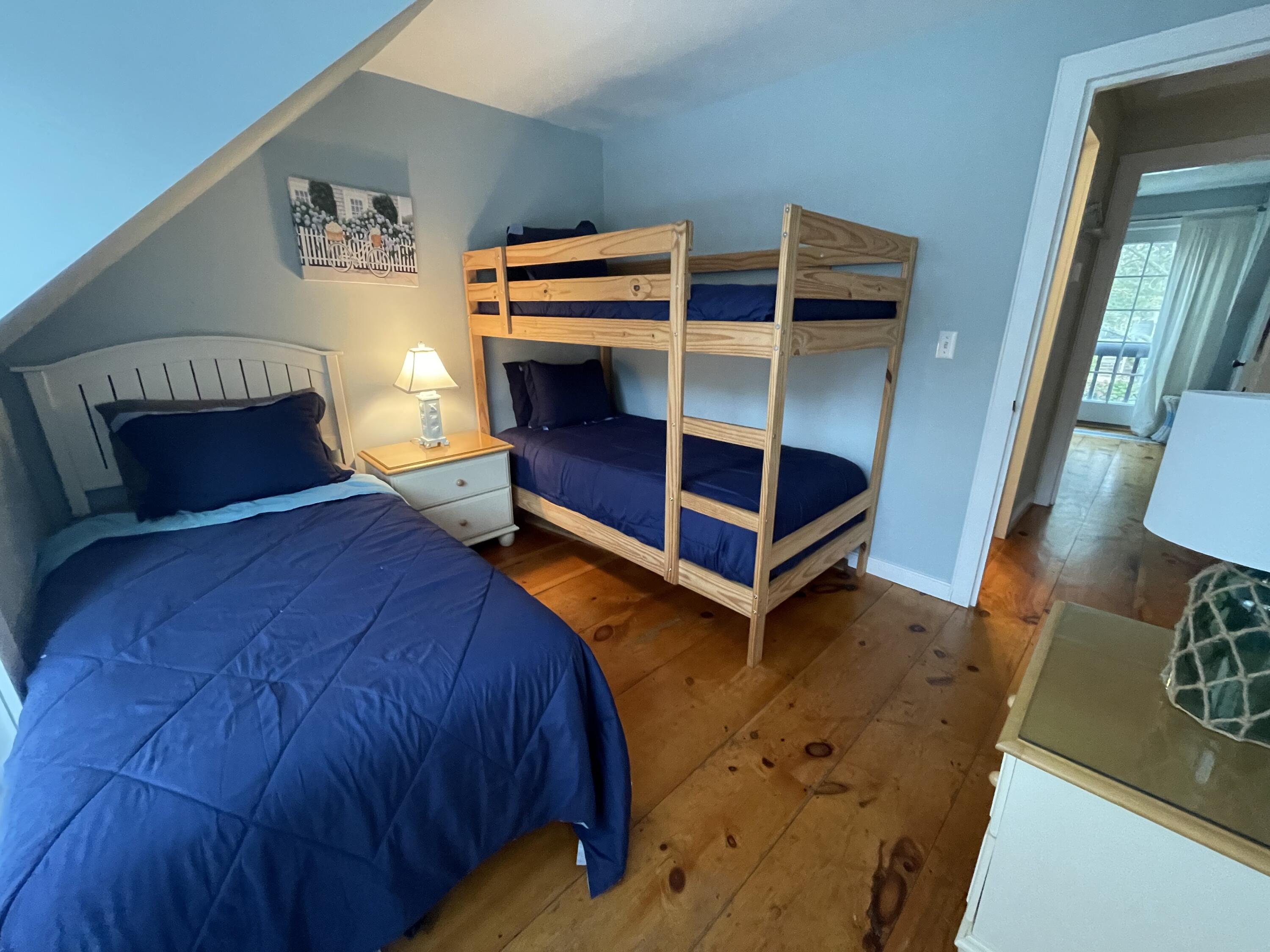 4 Colemans Way Mashpee MA 02649