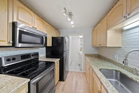 12 Hilltop Drive Sandwich MA 02563