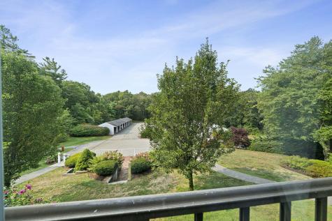 12 Hilltop Drive Sandwich MA 02563