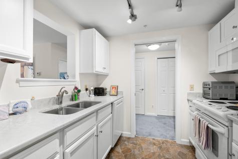18 West Road Orleans MA 02653