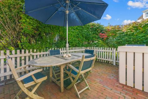 20 Hyannis Point Road Mashpee MA 02649