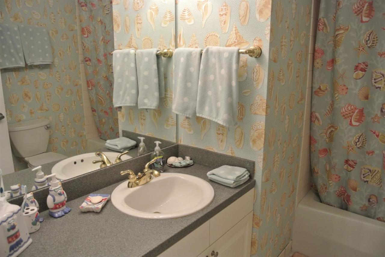 3 Sea View Lane Mashpee MA 02649
