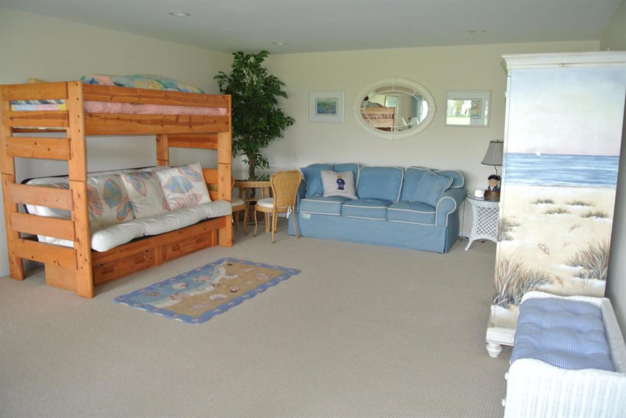 3 Sea View Lane Mashpee MA 02649