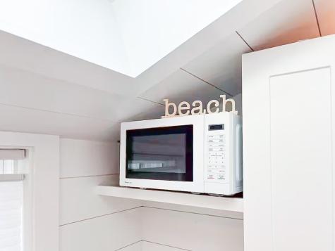 21 Dewey Avenue Provincetown MA 02657