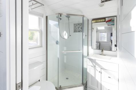 21 Dewey Avenue Provincetown MA 02657