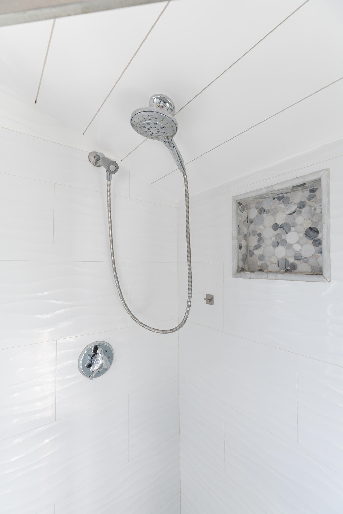 21 Dewey Avenue Provincetown MA 02657