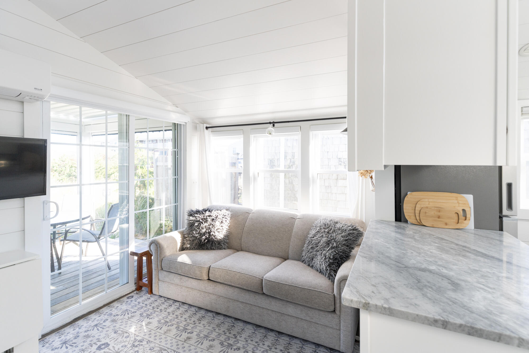 21 Dewey Avenue Provincetown MA 02657