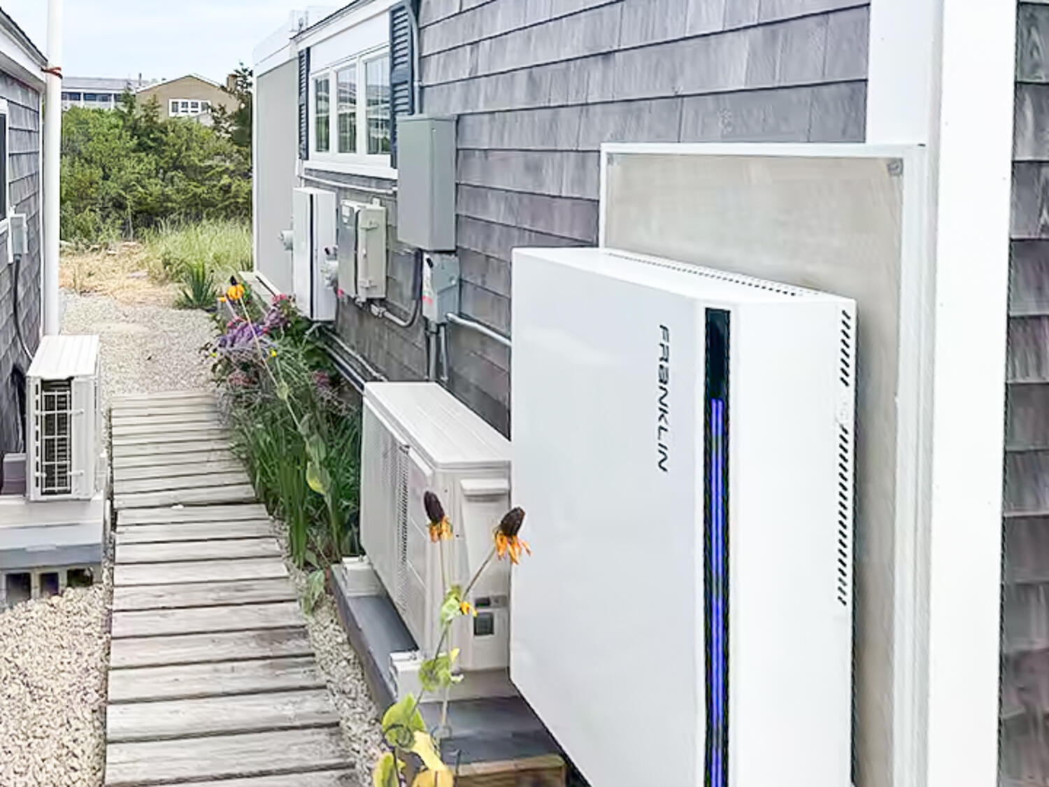 21 Dewey Avenue Provincetown MA 02657