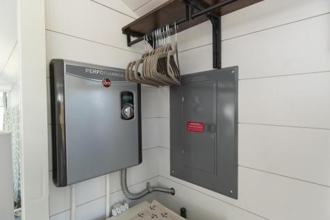 21 Dewey Avenue Provincetown MA 02657