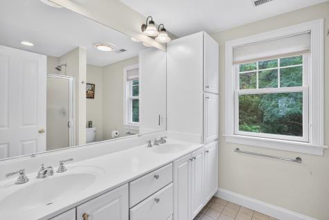 25 Mill Farm Way Falmouth MA 02536