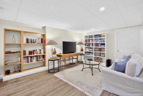 25 Mill Farm Way Falmouth MA 02536