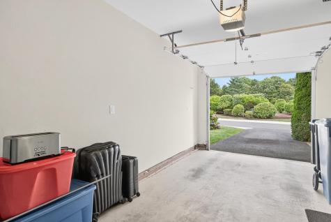 25 Mill Farm Way Falmouth MA 02536