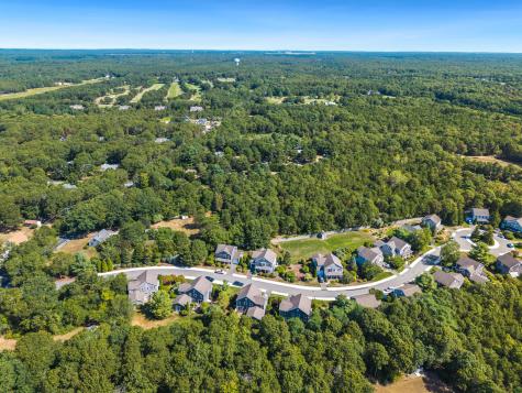 25 Mill Farm Way Falmouth MA 02536