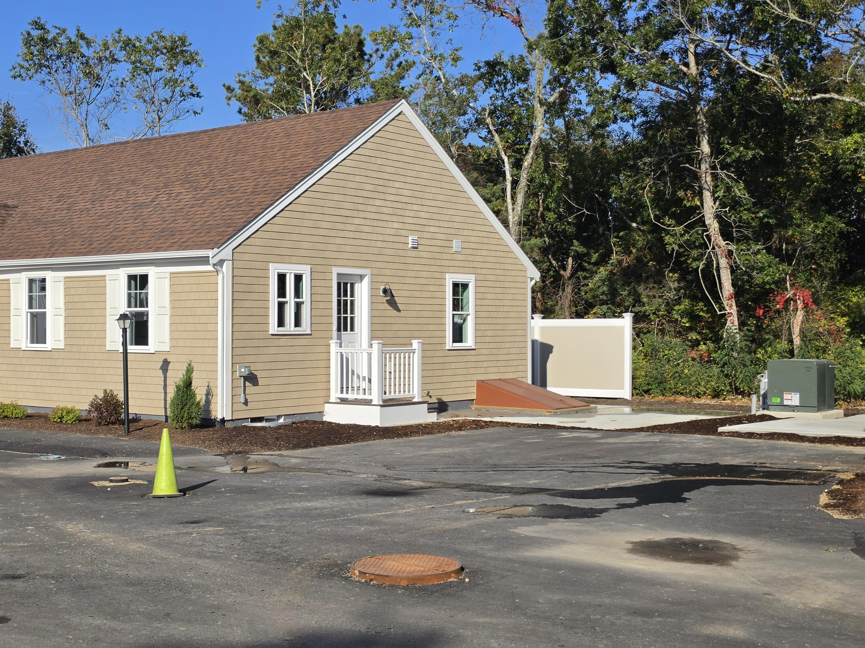 87 Acapesket Road East Falmouth MA 02536