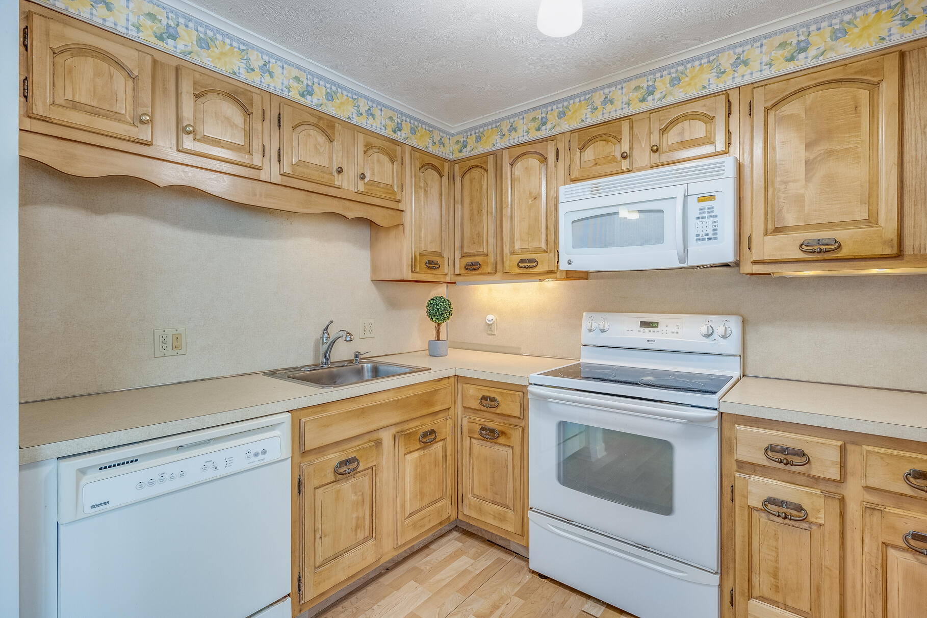 33 Highview Drive Sandwich MA 02563