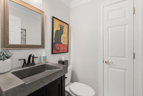 80 Gold Leaf Lane Mashpee MA 02649