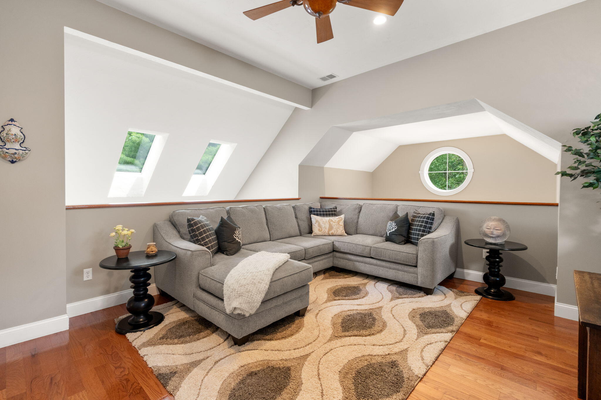 80 Gold Leaf Lane Mashpee MA 02649
