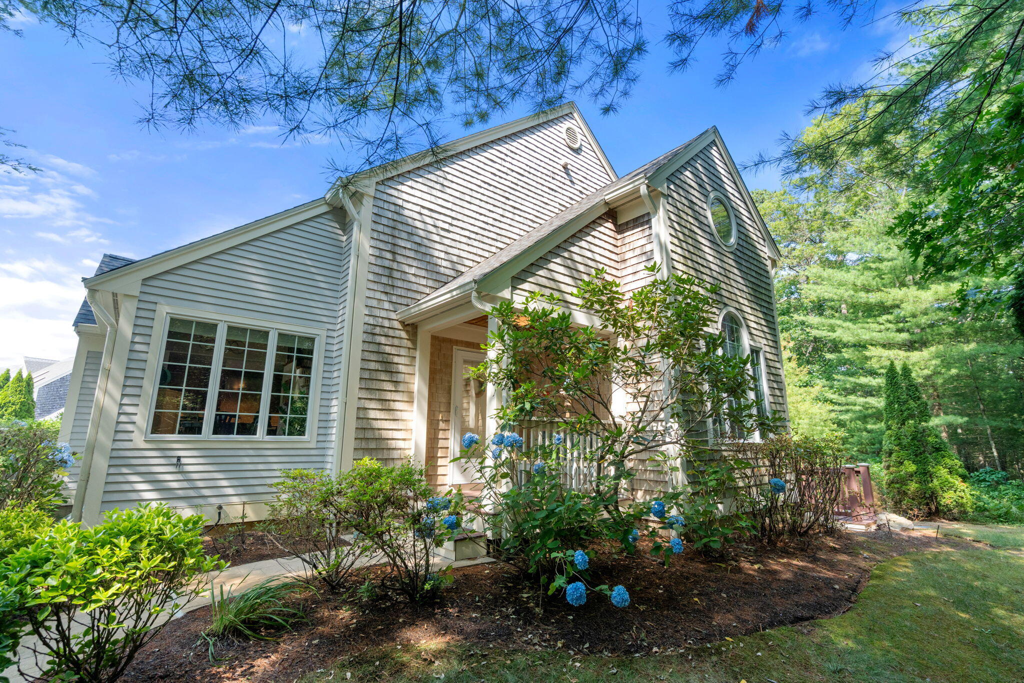 80 Gold Leaf Lane Mashpee MA 02649