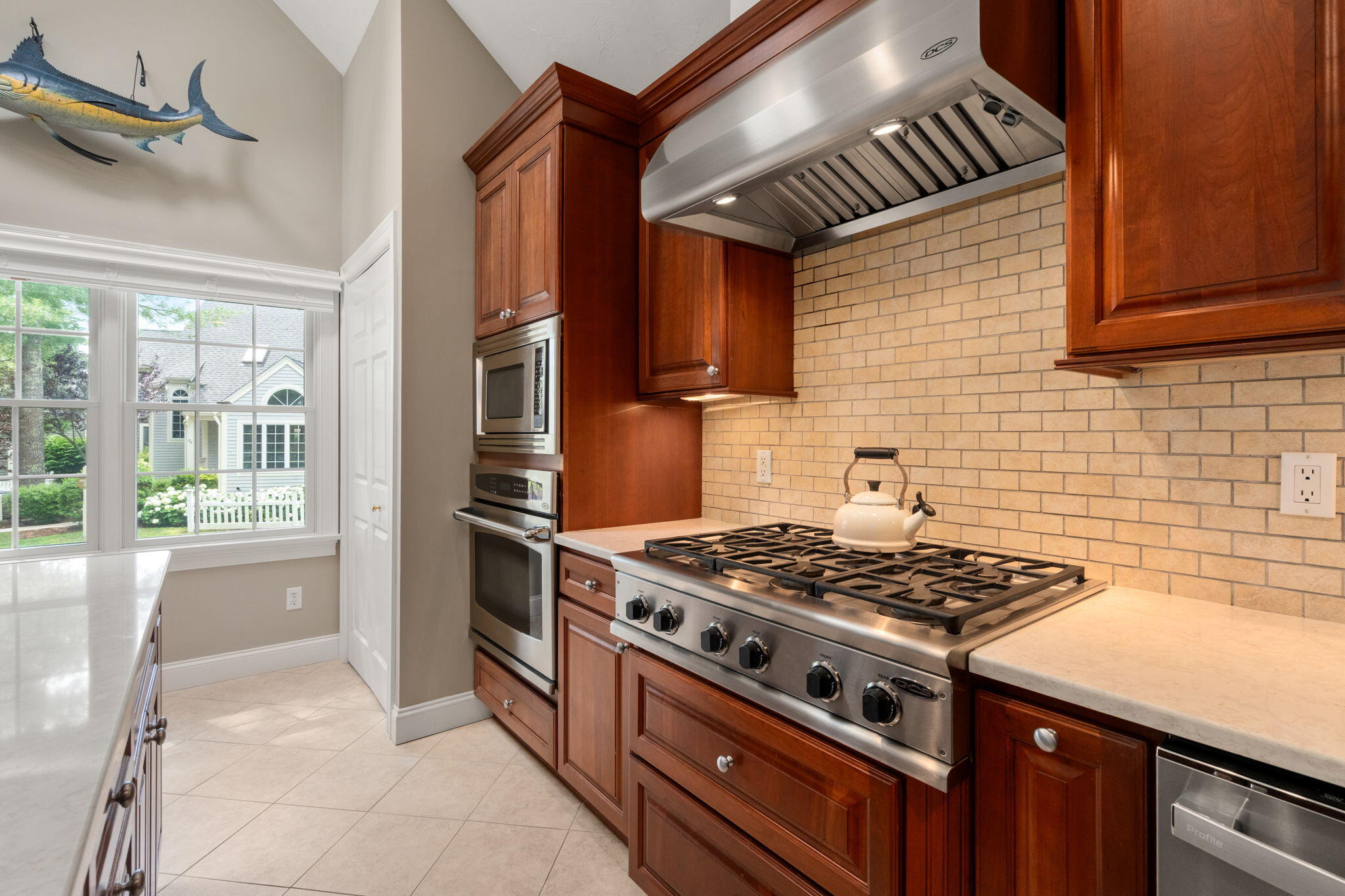 80 Gold Leaf Lane Mashpee MA 02649