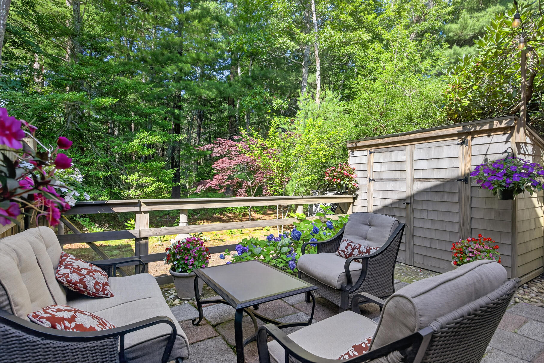 90 Forest Glade Teaticket MA 02536