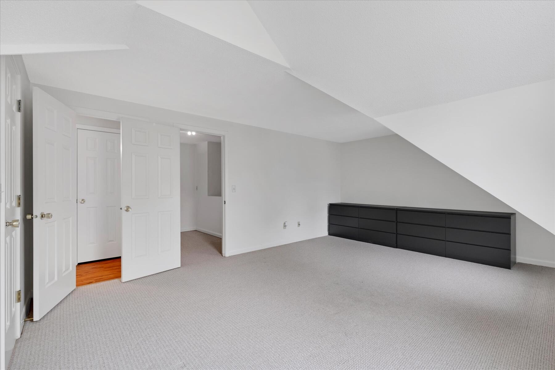 113 Shellback Way Mashpee MA 02649