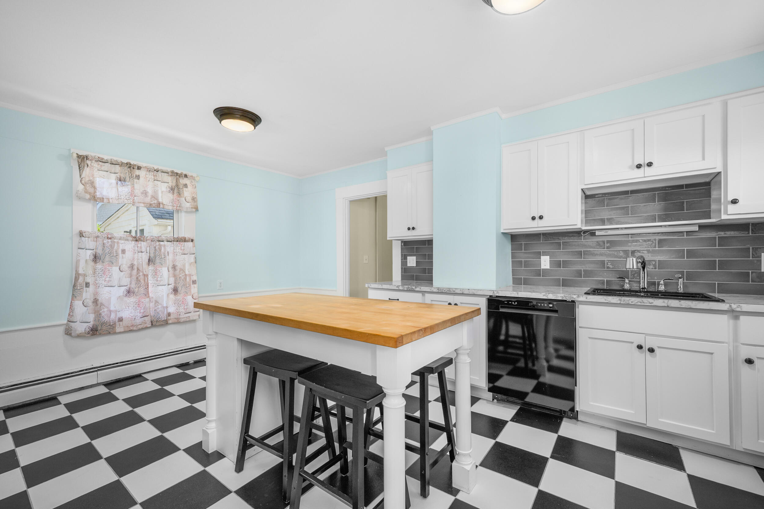 340 Main Street Centerville MA 02632